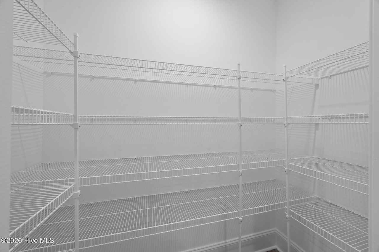 3901 Harkers Way - Photo 7 of 32