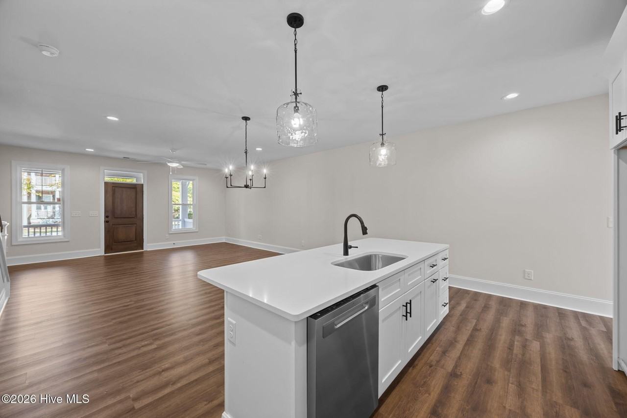 3903 Harkers Way - Photo 7 of 31