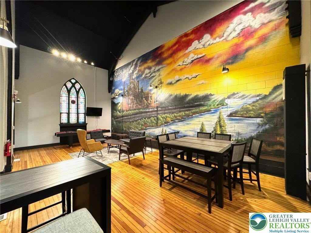 938 E 4th St Apt 401 #401 - Photo 7 of 14