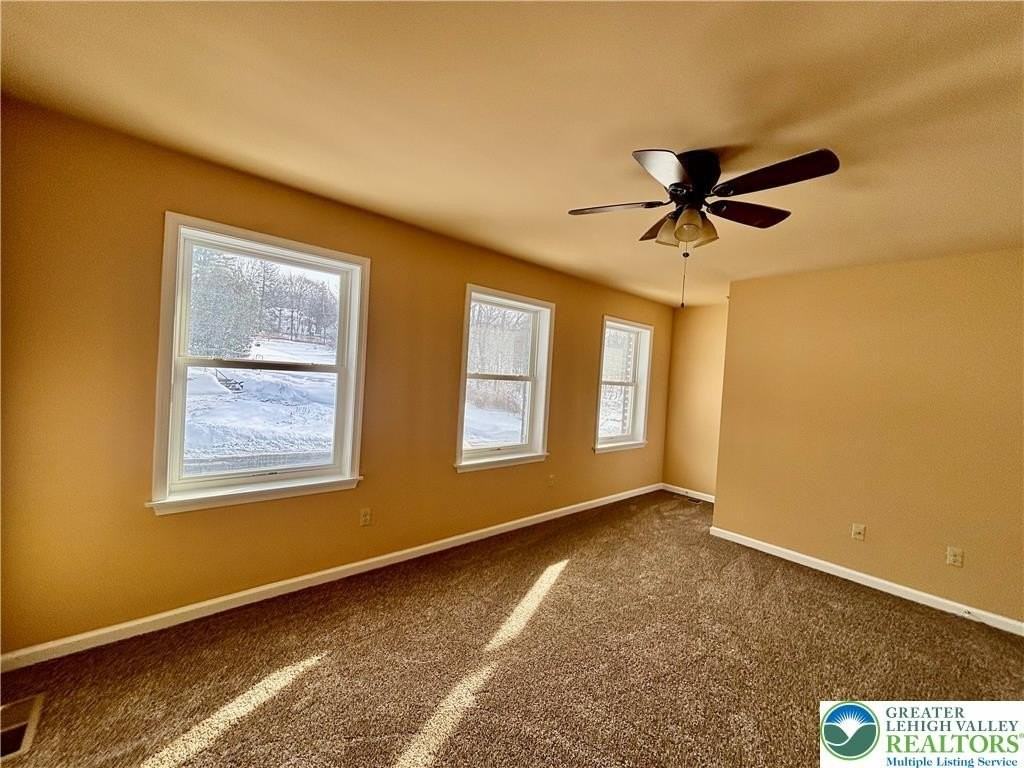 10 Railroad Ave - Photo 5 of 6