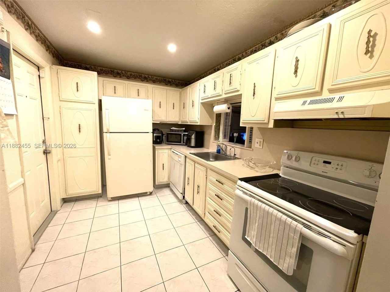 4151 Nw 41st St #201 - Photo 3 of 12