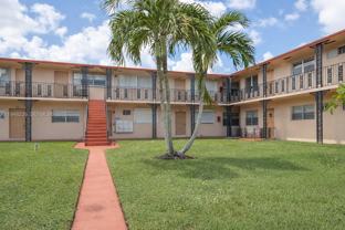 5300 Hollywood Blvd #7 - Photo 1 of 1