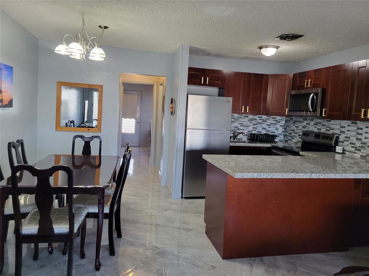 800 Sw 11th Ave #17 - Photo 2 of 2