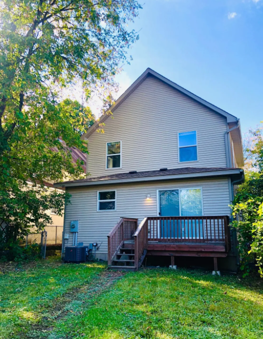 1426 Morgan Ave N #0 - Photo 2 of 10