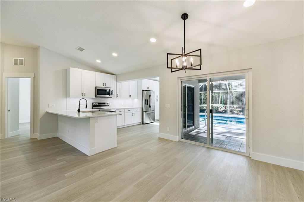 390 20th Ave Nw - Photo 5 of 8