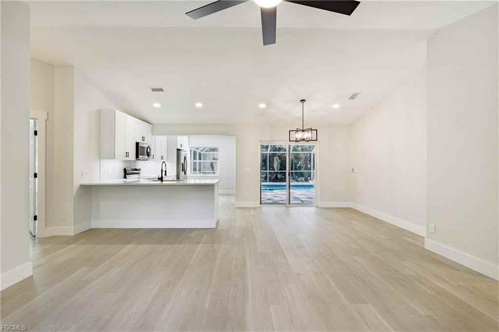 390 20th Ave Nw - Photo 7 of 8