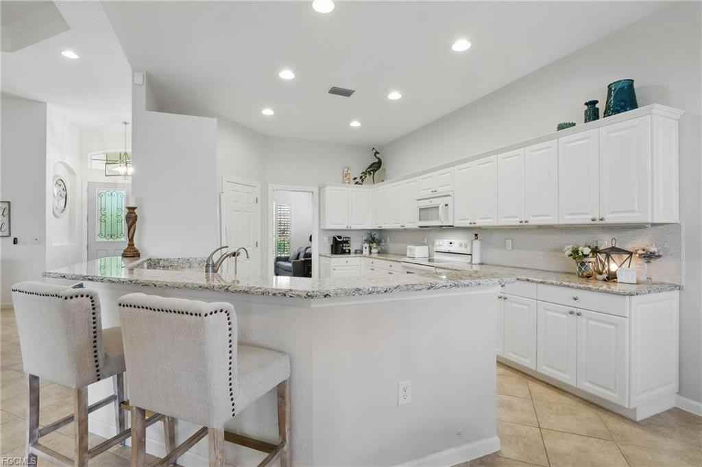 11119 Laughton Cir - Photo 4 of 8