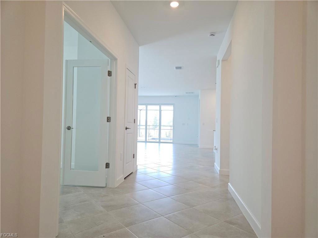 20459 Copperhead Dr - Photo 3 of 8