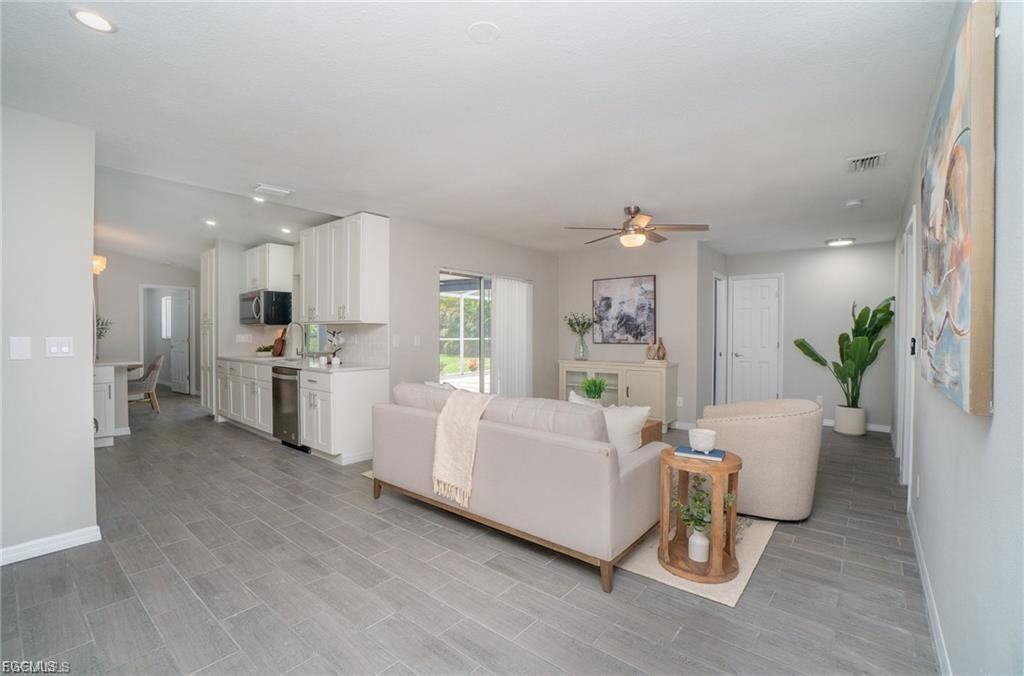 830 El Dorado Pkwy W - Photo 4 of 8