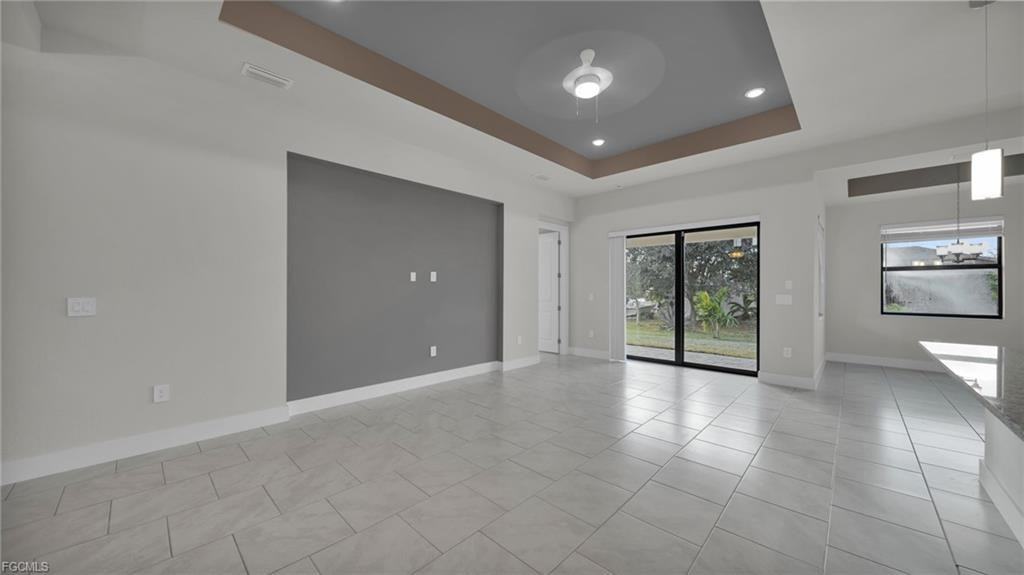 1704 Nw 38th Ave - Photo 7 of 8