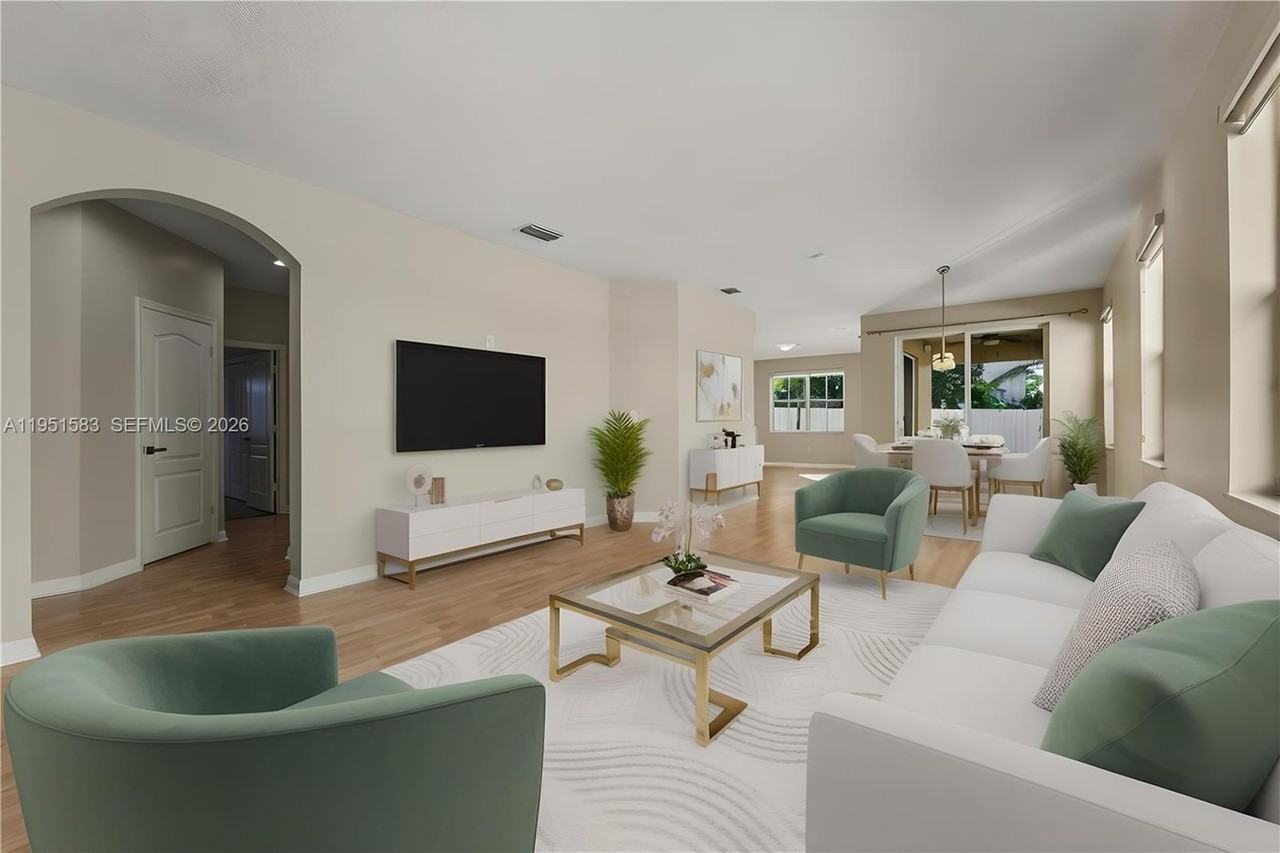 2238 Sw 125th Ave #0 - Photo 3 of 36