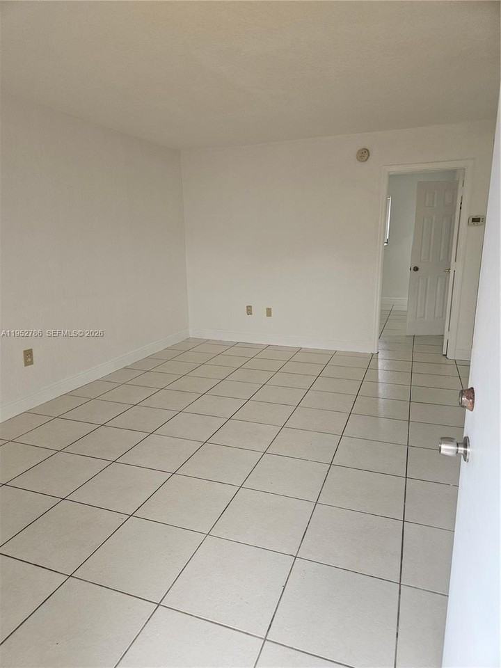 3800 Sw 102nd Ave #215 - Photo 2 of 11