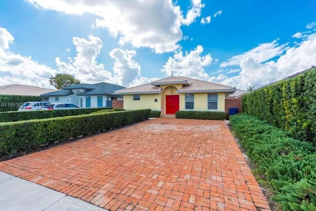 4370 Sw 82nd Ave - Photo 5 of 50