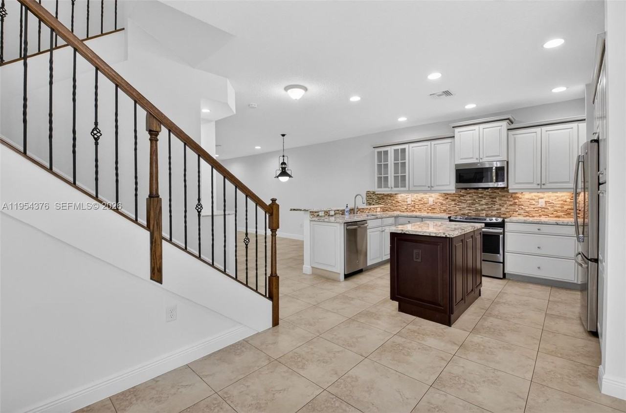 16177 Poppyseed Cir #503 - Photo 4 of 50