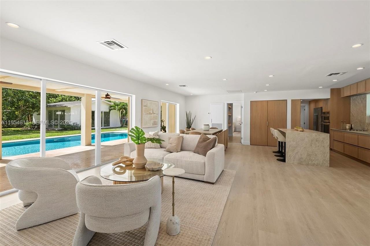 7460 Sw 126th St - Photo 2 of 50