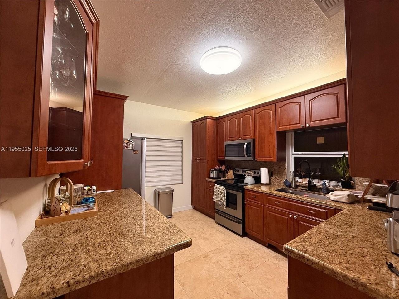 17262 Nw 6th Ct - Photo 4 of 15