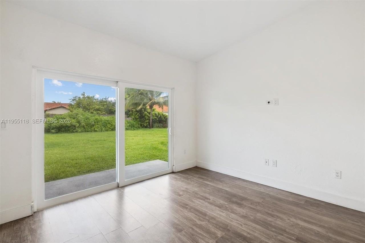 13225 Sw 218th Ter - Photo 7 of 45