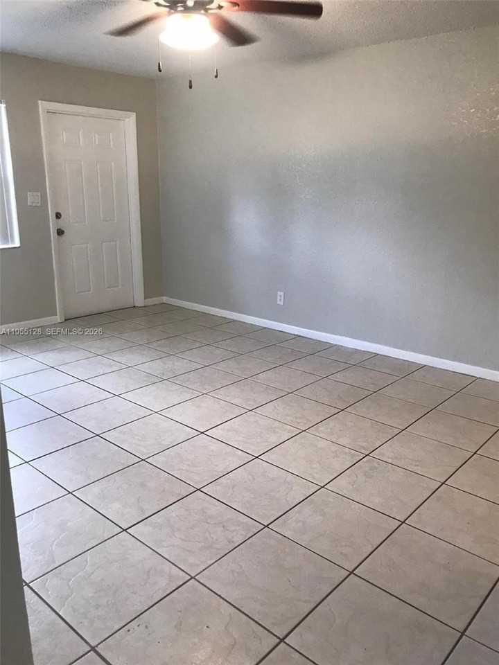 4104 Nw 88th Ave #2 - Photo 2 of 13