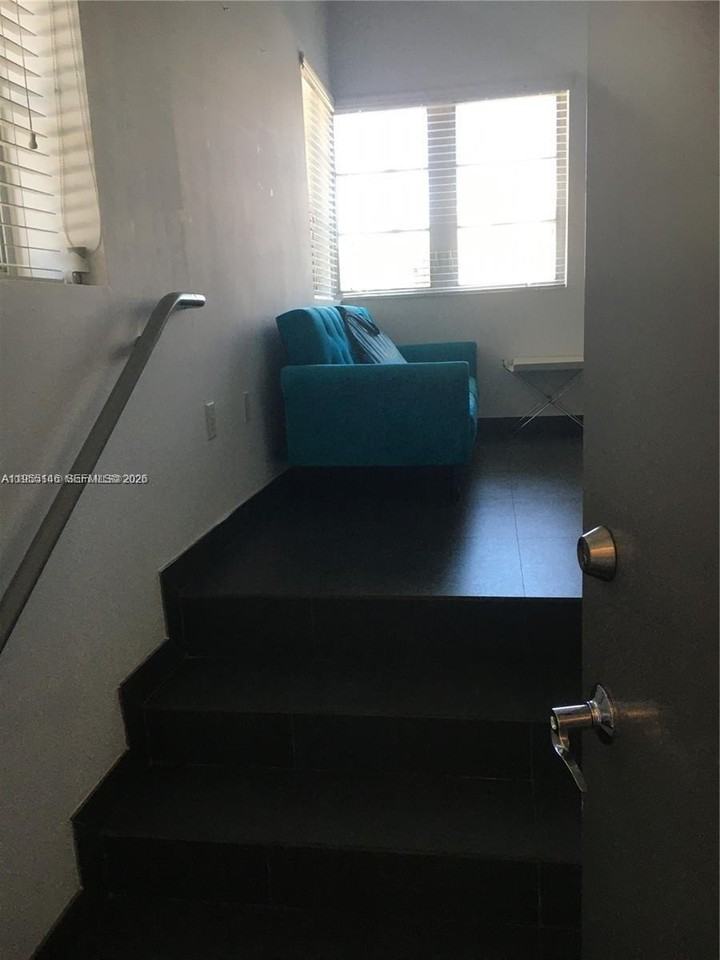 1600 Euclid Ave #104 - Photo 7 of 10