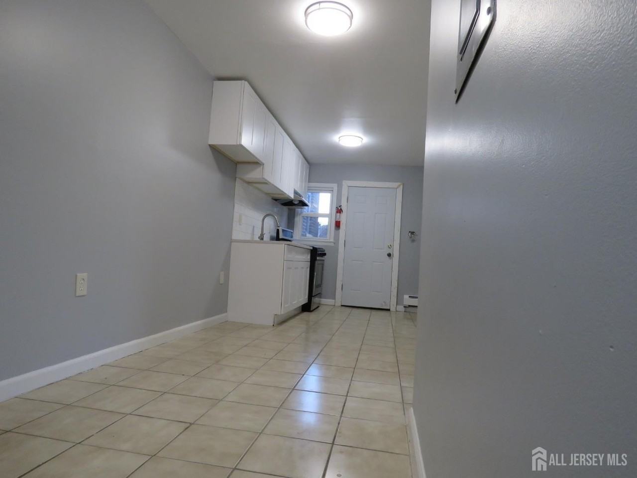 768 State St - Photo 7 of 12