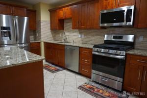 featured image of 160 Vasser Dr