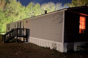 featured image of 140 Courtillians Rd