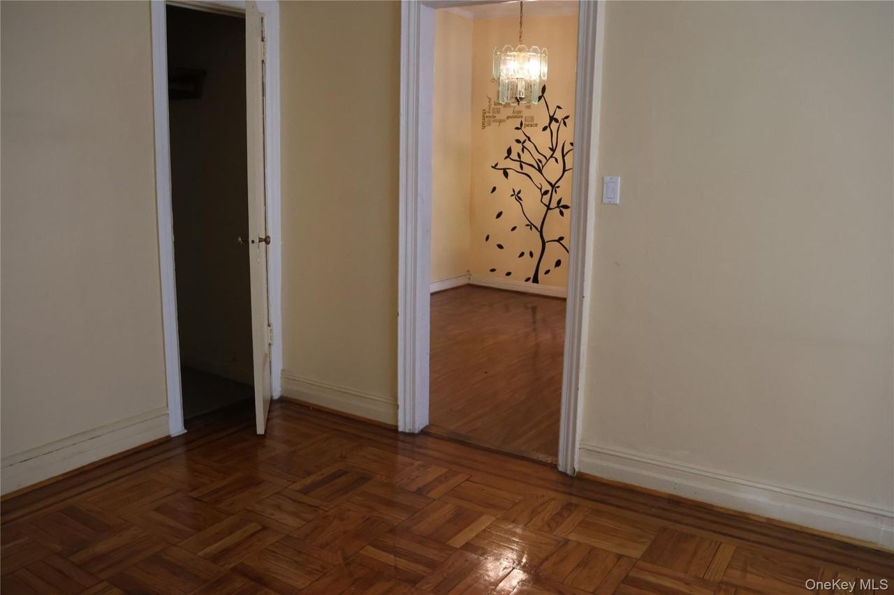 955 E 98th St Unit 1 #1 - Photo 4 of 7