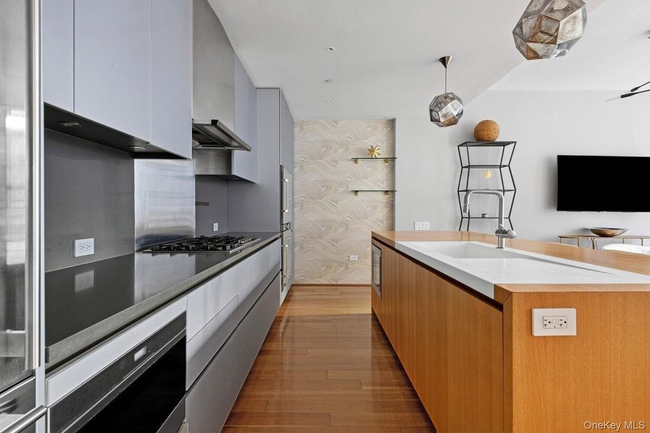 71 Reade St Apt 2b #2B - Photo 5 of 17