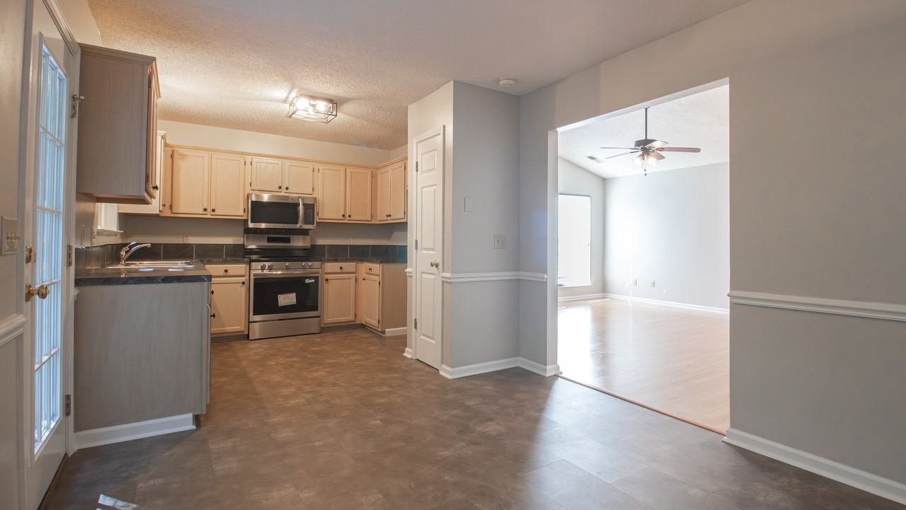 642 Aspen St #1 - Photo 4 of 17