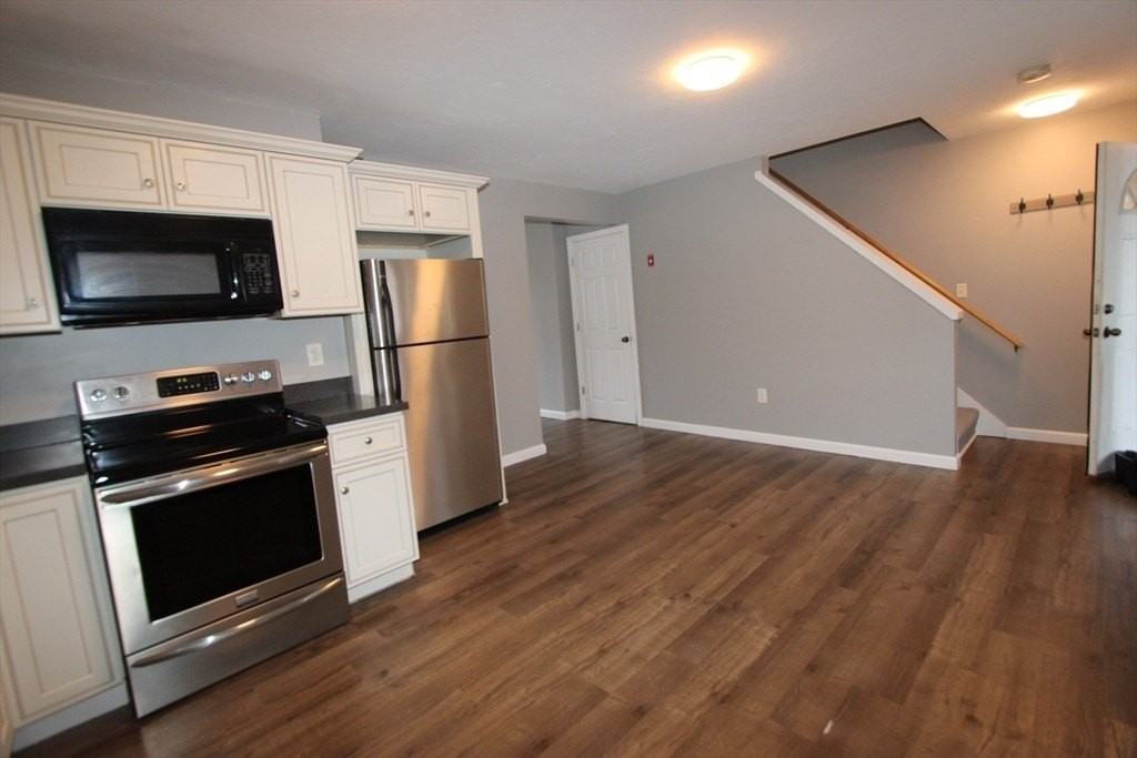 6 Canal St Unit A #A - Photo 4 of 18