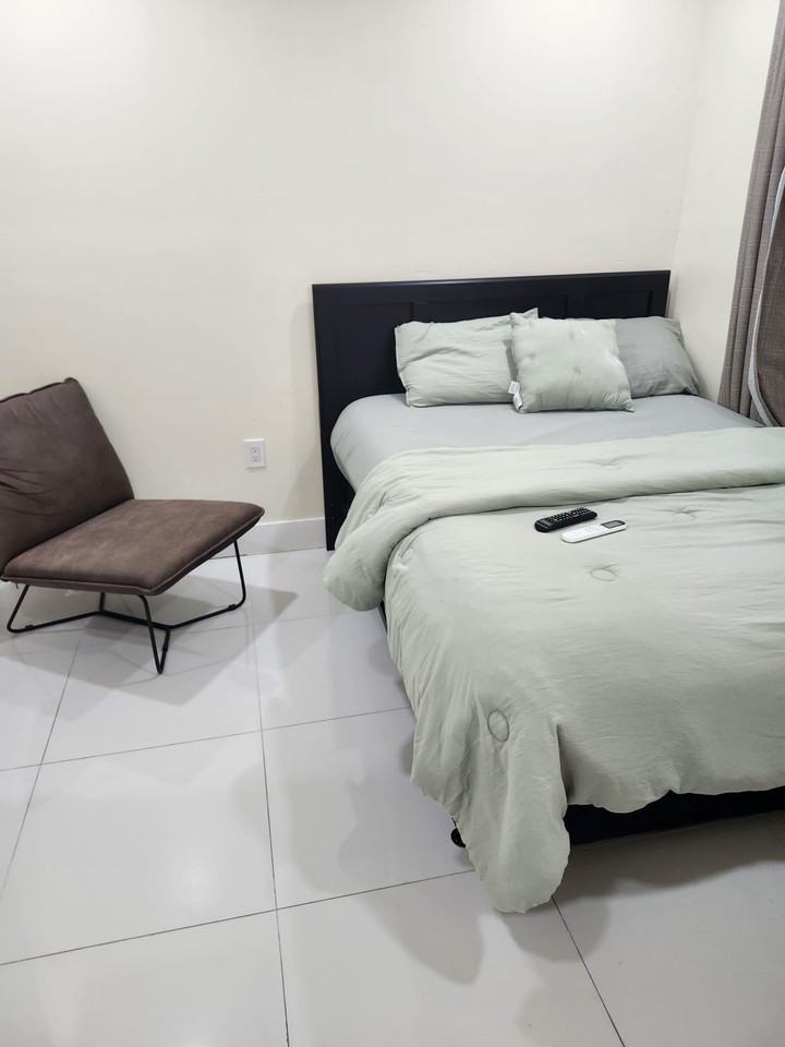 Nw 196th Ter - Photo 2 of 8