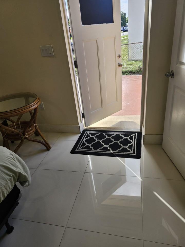 Nw 196th Ter - Photo 3 of 8