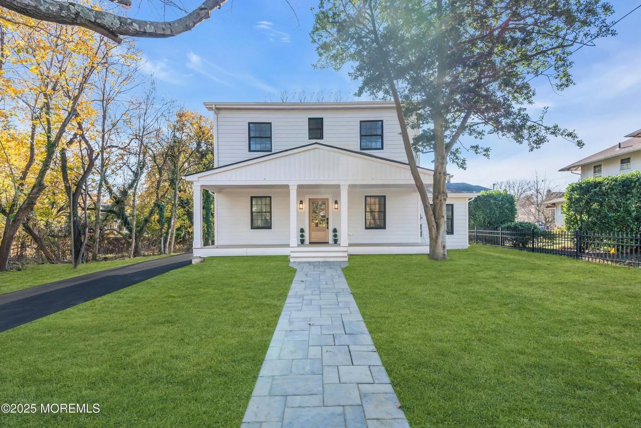 340 River Rd - Photo 2 of 31