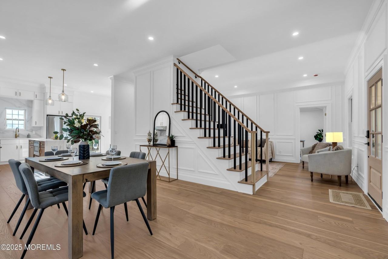 340 River Rd - Photo 7 of 31