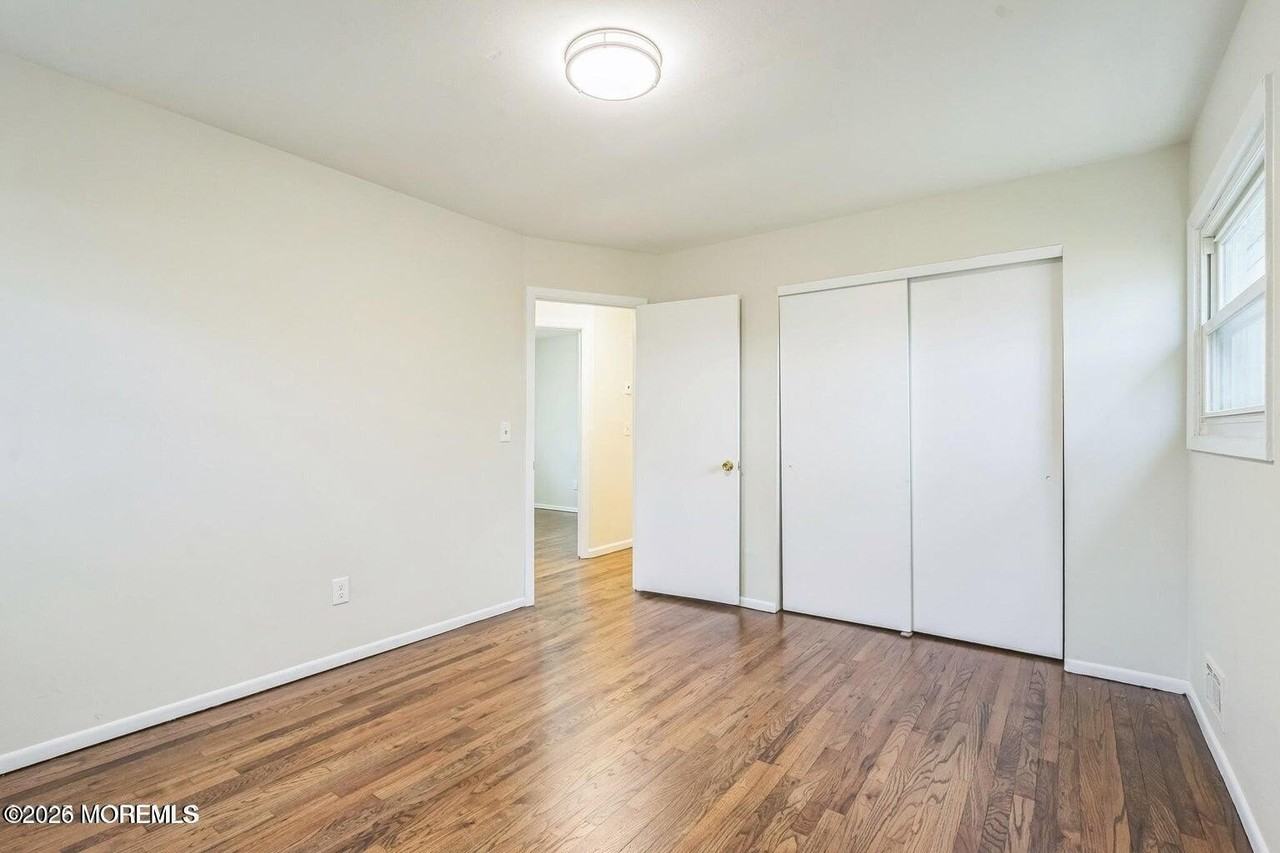 1575 Deer Hollow Dr - Photo 5 of 49