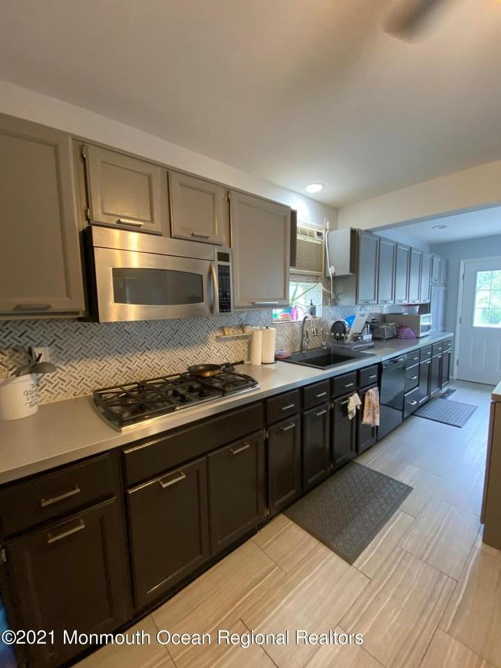 80 Monmouth Rd - Photo 4 of 11