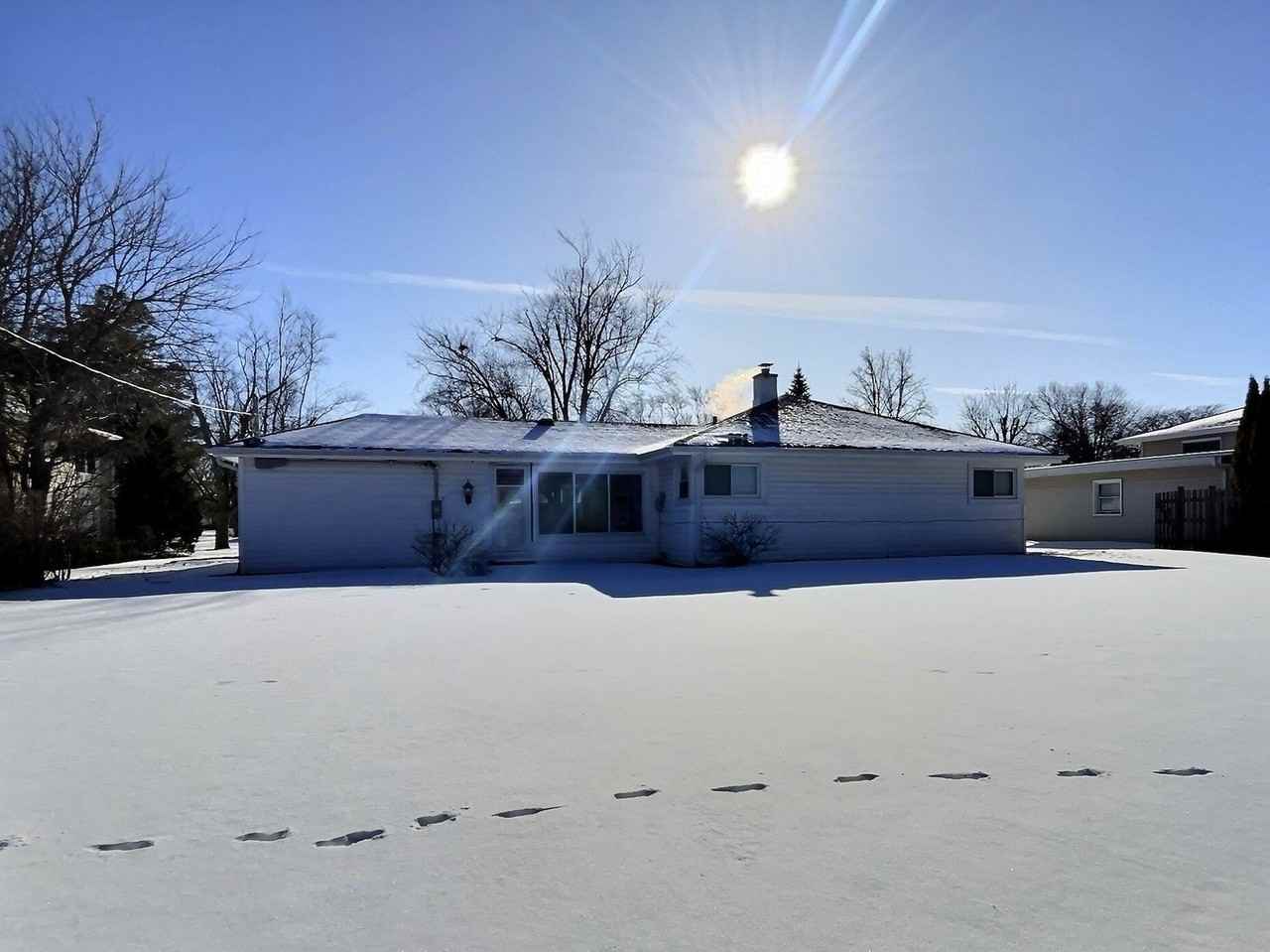 2946 Knollwood Ln - Photo 5 of 26