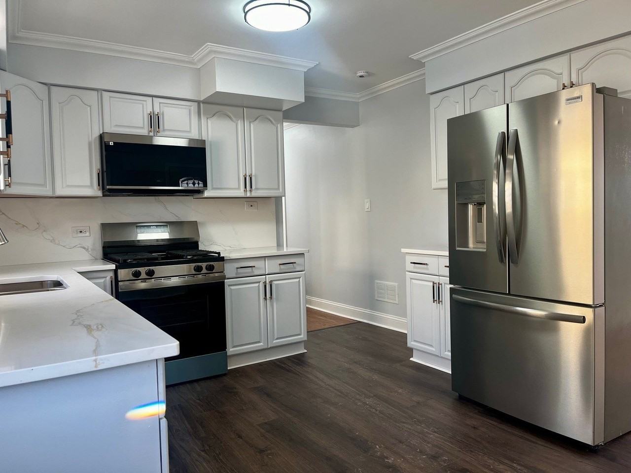 6522 N Spaulding Ave #2 - Photo 3 of 20