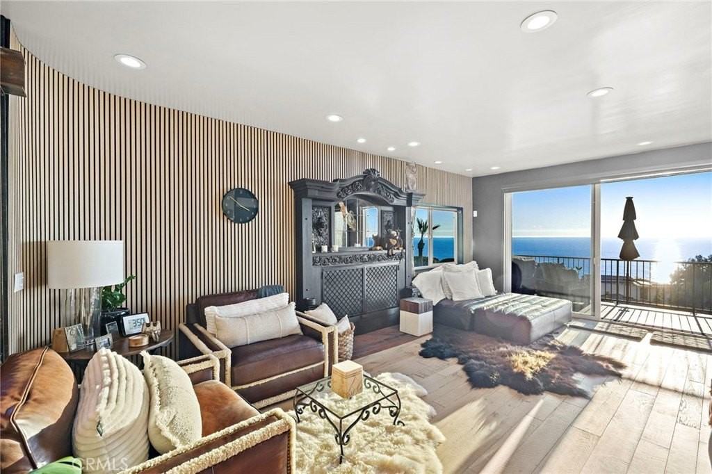 2979 Terry Rd - Photo 4 of 28