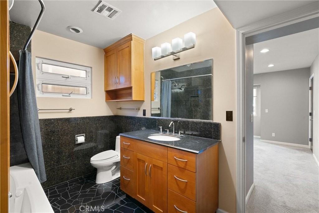 34061 Callita Dr - Photo 6 of 29