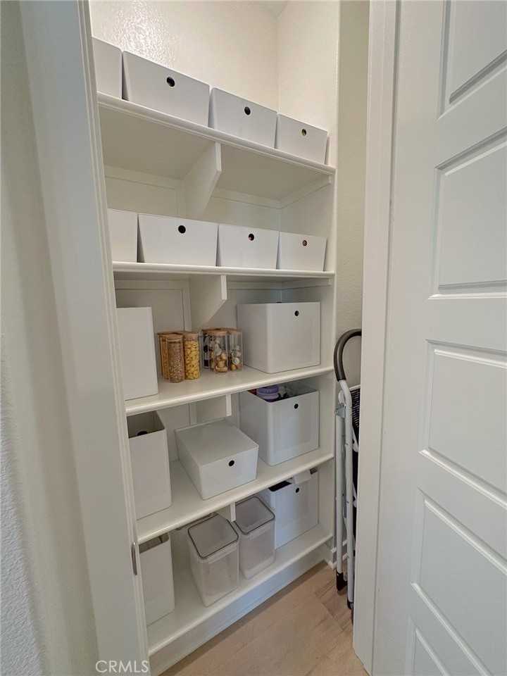 49 Sanctuary Ln - Photo 4 of 28