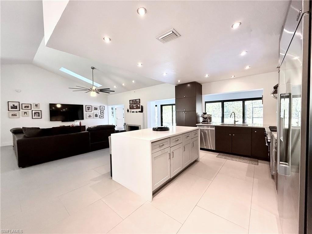 3631 1st Ave Nw - Photo 7 of 36