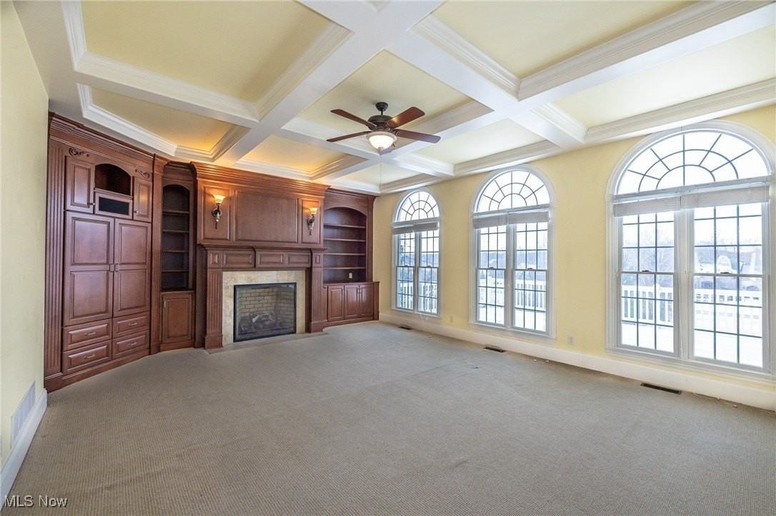 4025 Meadowvale Ct - Photo 7 of 49