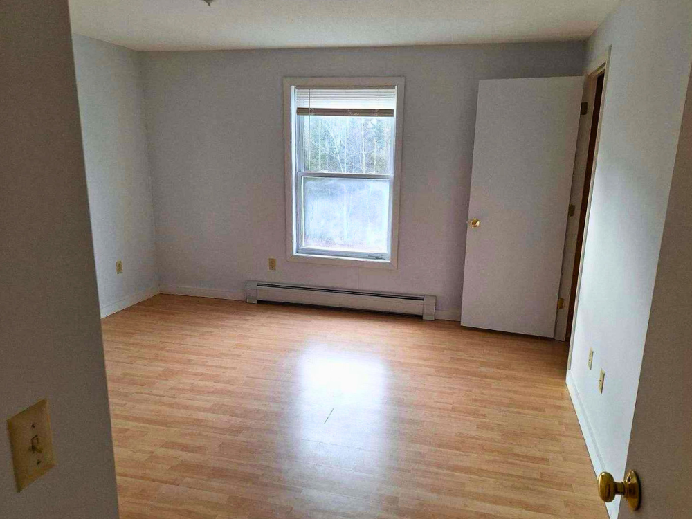 14 Colby Way #B - Photo 7 of 8