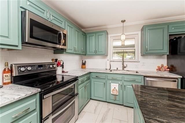 11165 Brown Rd - Photo 3 of 19