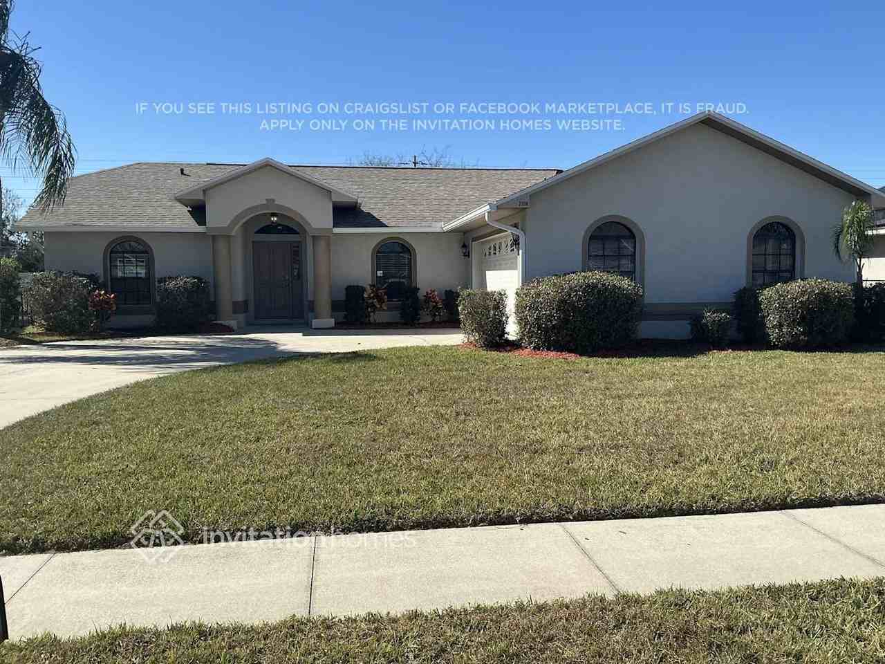 2388 Sweetwater Blvd - Photo 2 of 12