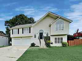 featured image of 5890 Graywood Cir Se