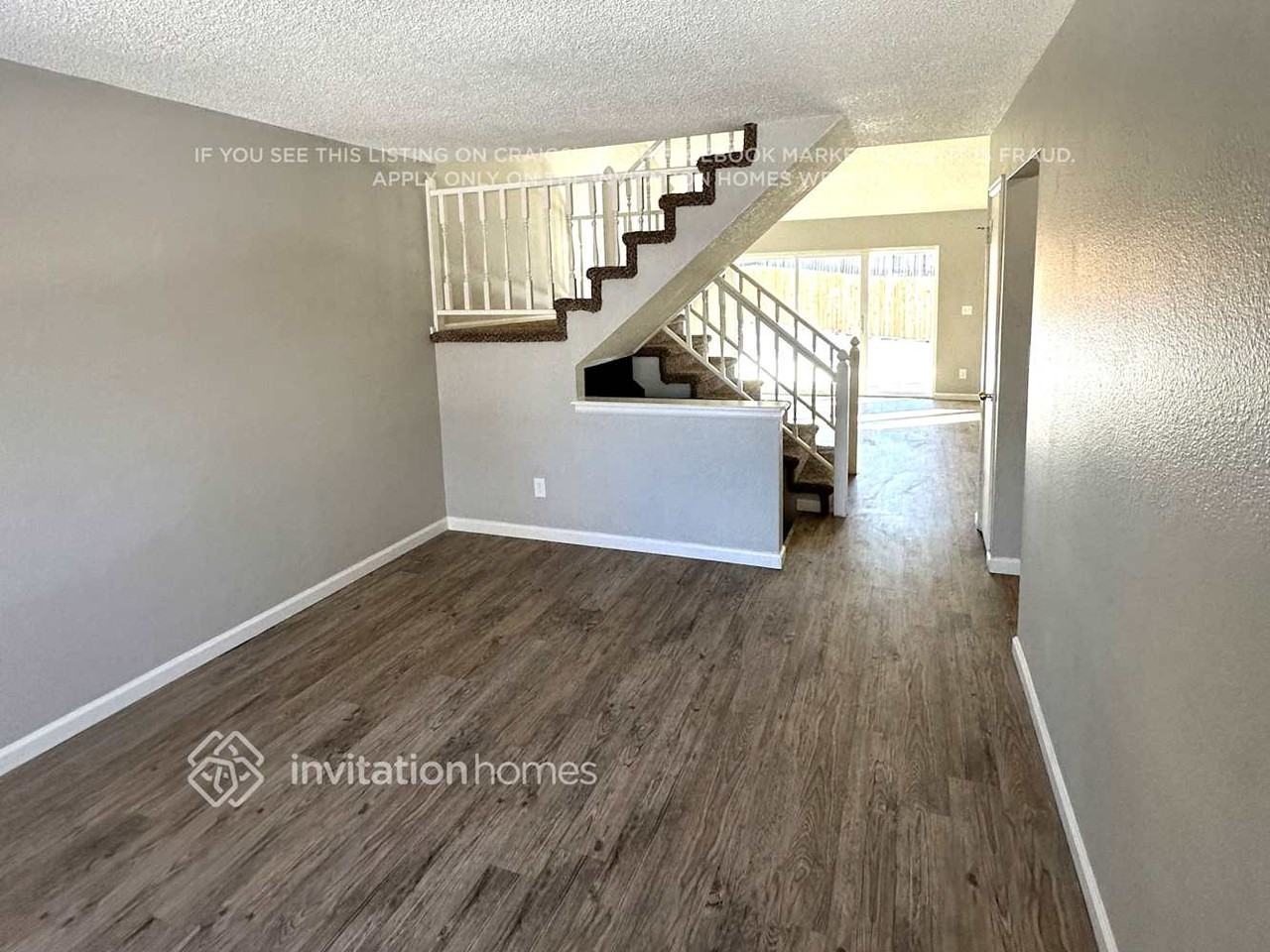 19430 E Brown Dr - Photo 3 of 16