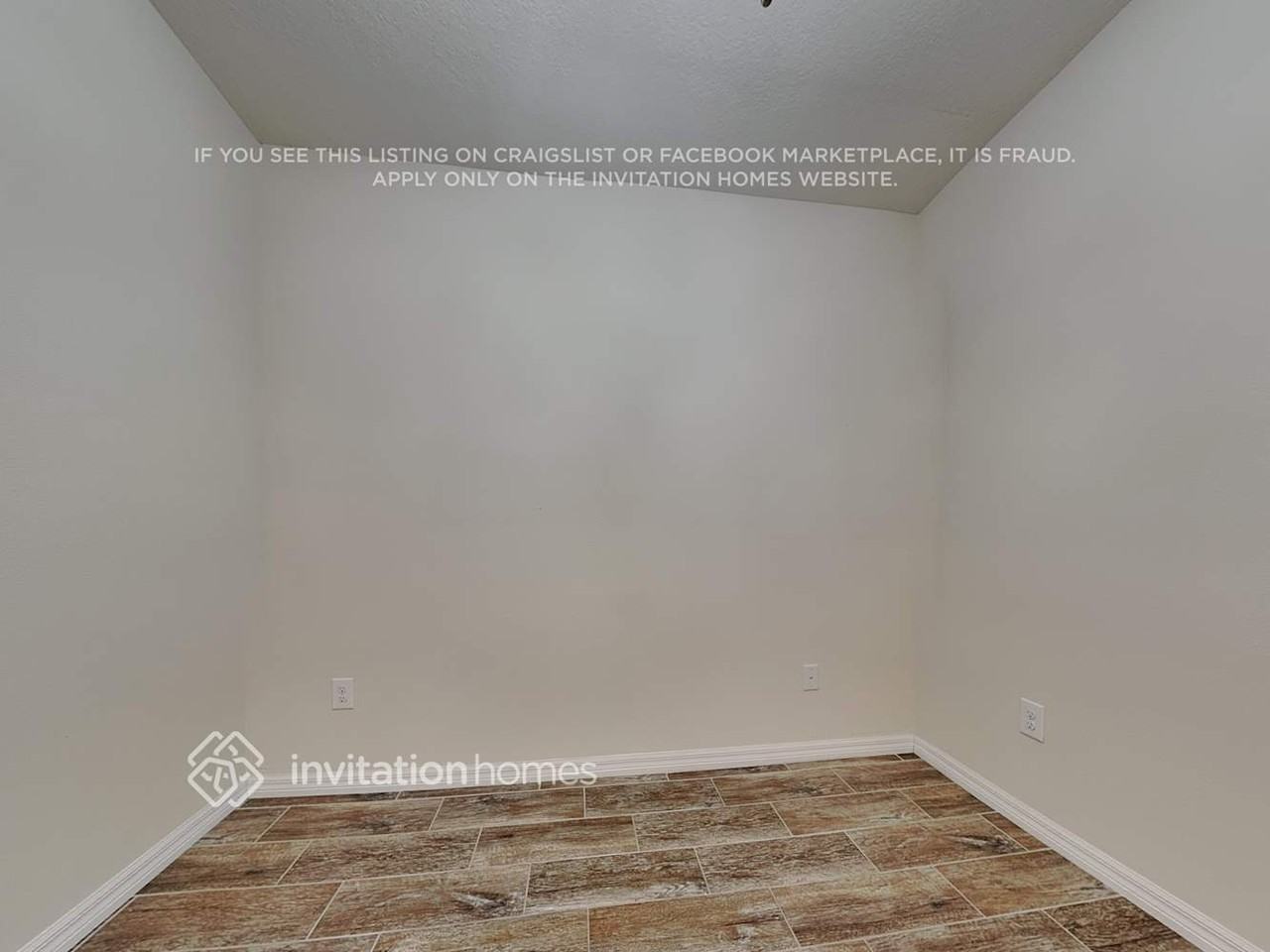 4954 Wandering Way - Photo 6 of 21