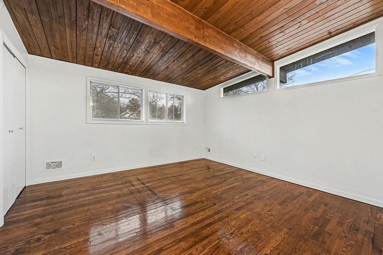 1300 Northfield Ave Ne #1300 - Photo 6 of 10